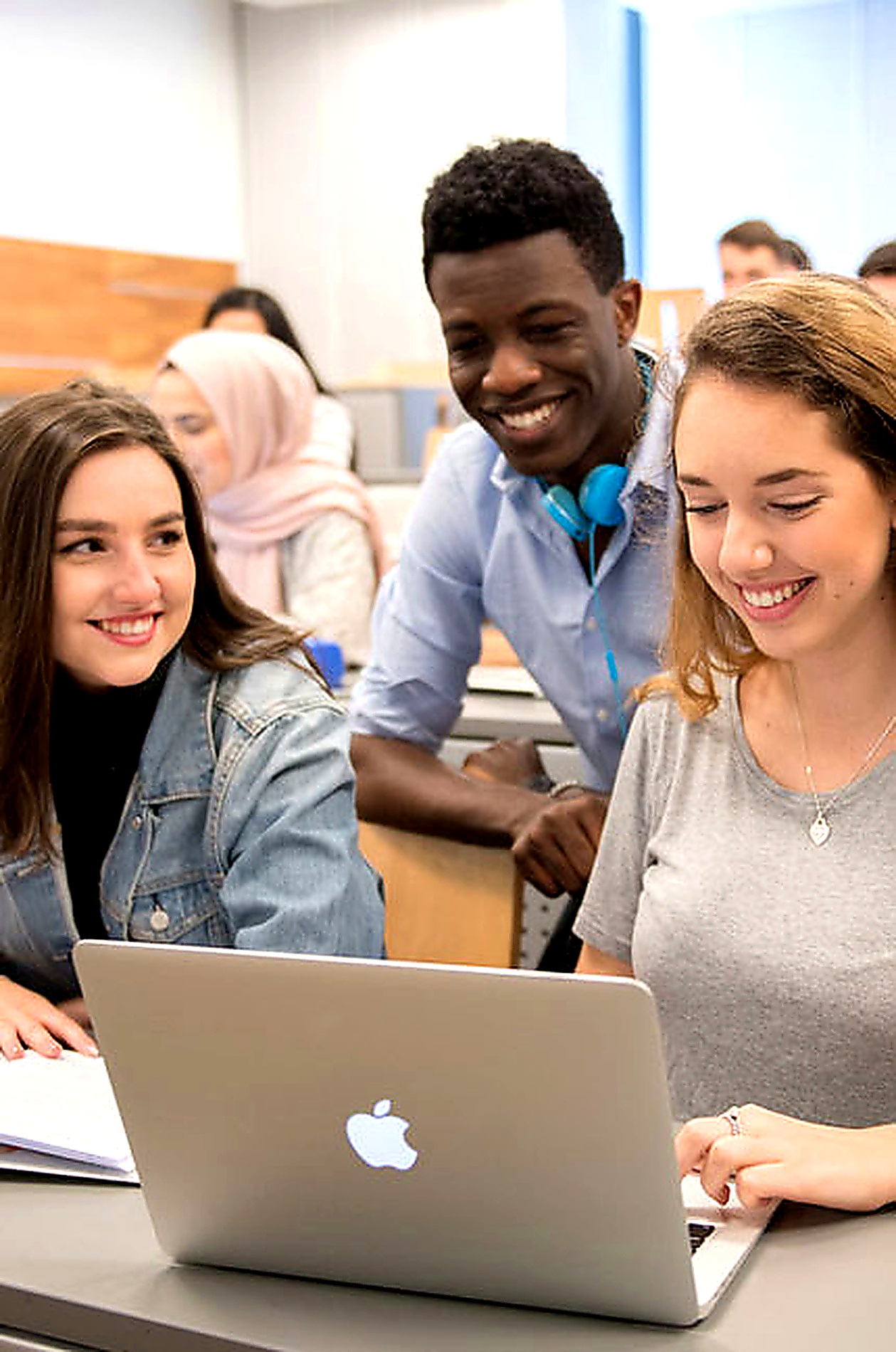 Students learning together